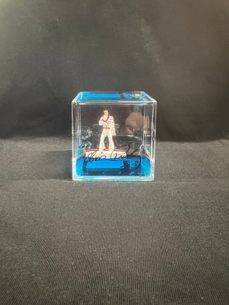 ELVIS PRESLEY ALOHA PAPERWEIGHT CUBE