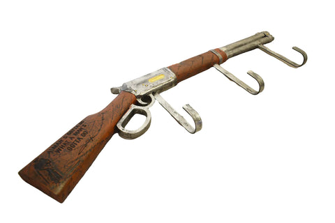 Hat Rack John Wayne W/ Rifle Hook